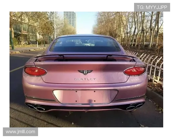 熊朝忠衣柜也太奢，一件外套就顶我两个月房租