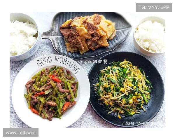 浓眉哥家里请了三个厨师就为了让他每天吃不一样的菜