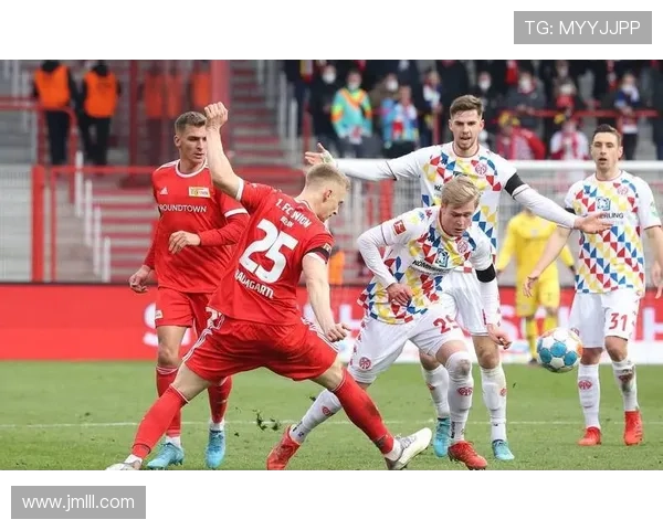 多特蒙德防线崩盘问题表现，当前阶段防守稳定性面临考验